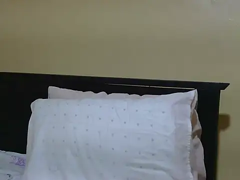 kinkydolll online show from July 24, 6:44 am