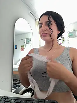 Selenyx 3 online show from August 7, 6:59 pm