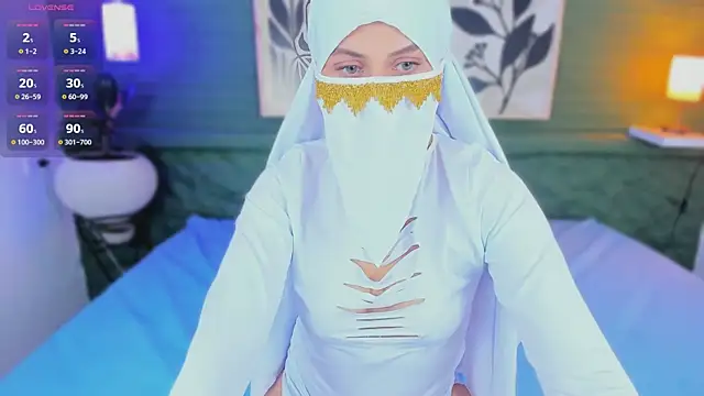 aisha k online show from June 18, 11:31 pm