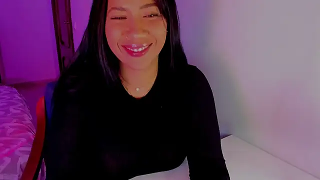 NicolePasqualott online show from February 13, 6:31 pm