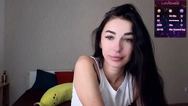milkiss  kiss online show from July 21, 4:35 am