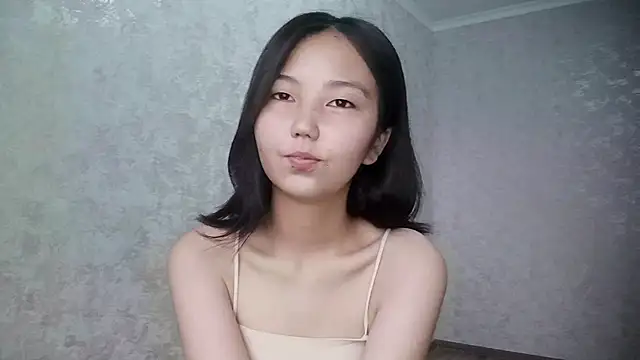 SusieSkepple online show from July 21, 12:06 pm