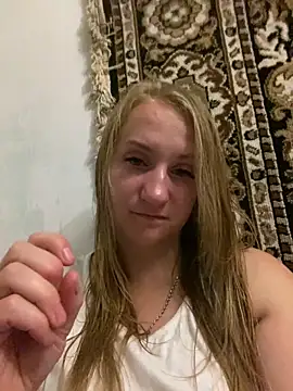 Emilia ki online show from June 17, 8:43 pm