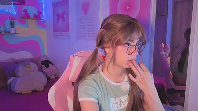 Ari Blis online show from July 17, 11:41 pm