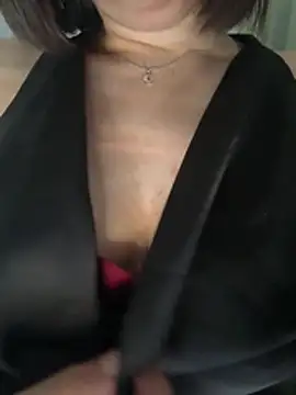 Sexyfemm  online show from June 24, 9:08 am
