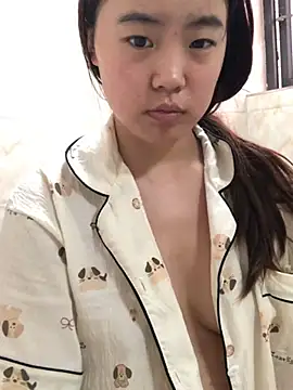 qingti520-18girl online show from August 1, 6:37 am