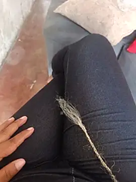 HeLiSa69ebony online show from July 11, 5:24 pm