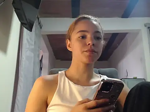 estrella-cutte online show from July 21, 7:47 pm