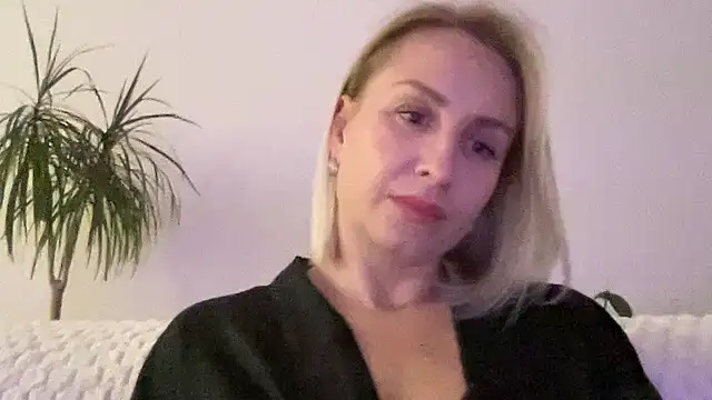 Delissaxx online show from June 22, 7:11 pm