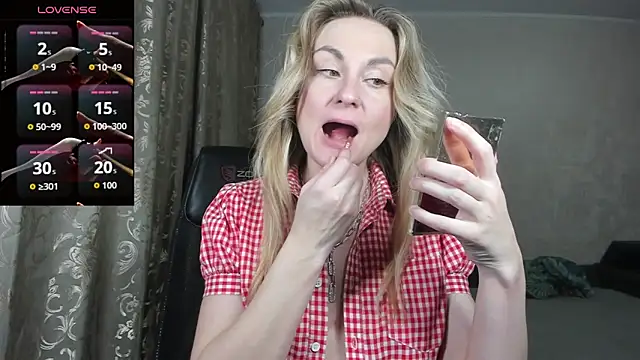 kelly copperfield online show from October 21, 3:38 pm