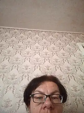 Olena72531 online show from June 27, 8:48 am