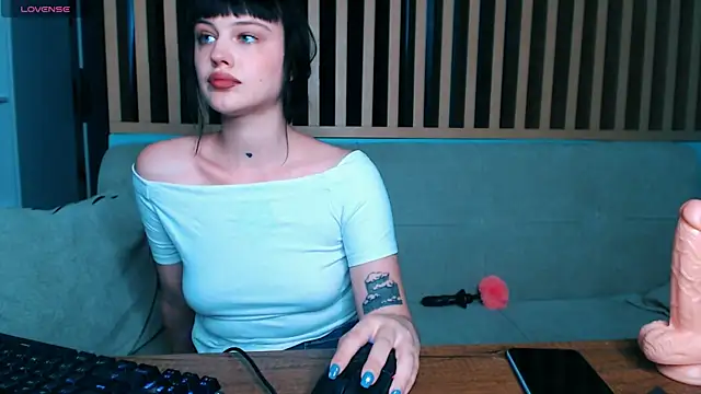 pizdadrozda online show from July 3, 12:33 pm