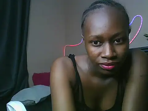 Caramelpink online show from July 7, 12:35 am