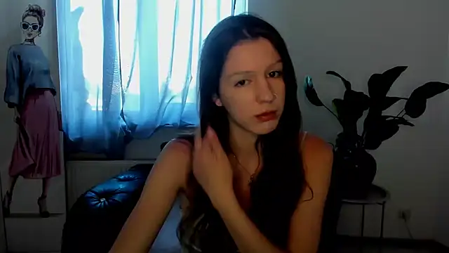 Lunaa x44 online show from July 5, 7:47 am