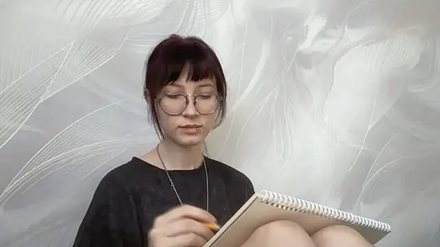 AnnamaeNagase online show from July 4, 7:15 am