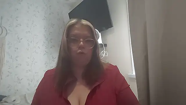 Sinful-Hope online show from July 13, 6:30 pm