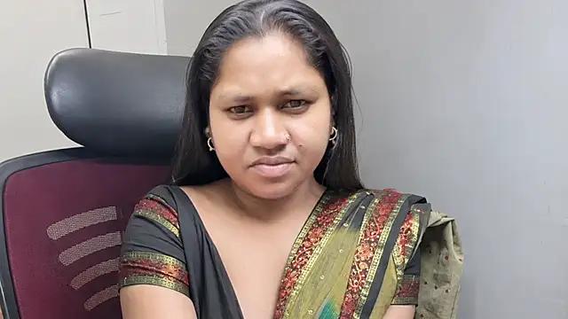 Sofiya mirza online show from July 18, 7:33 am