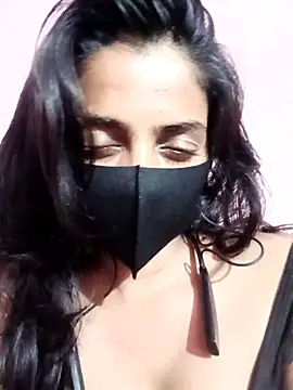 kanikaa975 online show from July 25, 8:27 pm