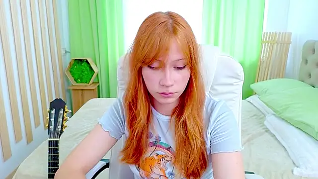 Fleur  Fox online show from July 27, 8:55 am