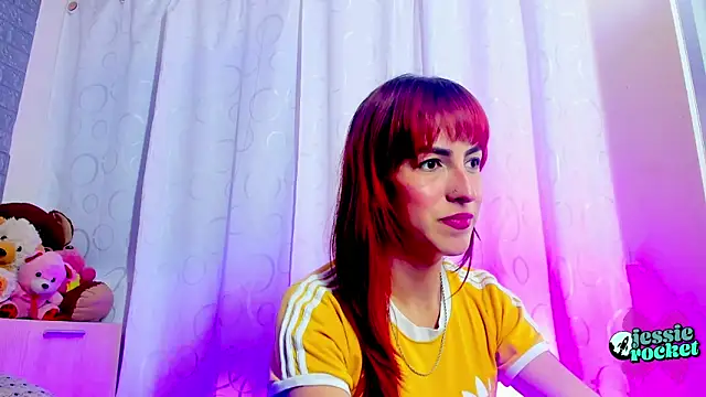 jessierocketx online show from April 15, 7:47 pm