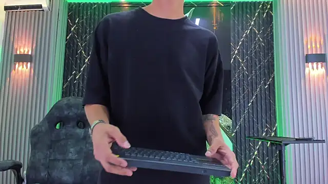 Jordan Beatifull online show from July 28, 6:33 am