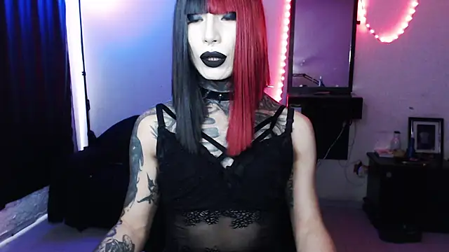 april simons2 online show from February 25, 3:21 pm