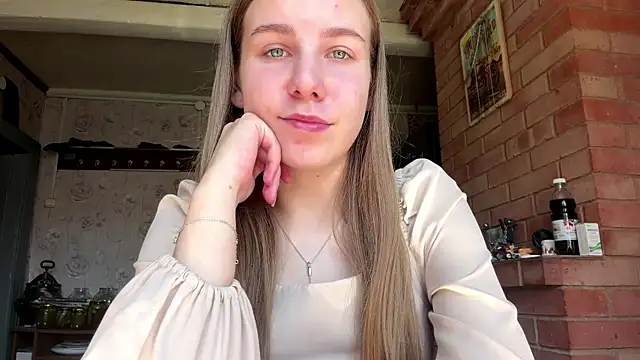 NickiSadak online show from July 31, 9:32 am