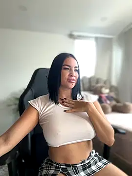 HannaBeckett online show from November 25, 12:29 pm