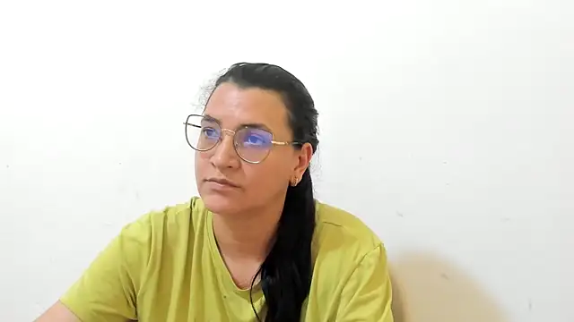 MARILYN GARCIA online show from November 13, 3:44 pm