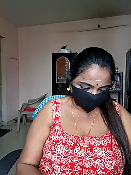 Lovely-Jeni online show from August 6, 5:03 am