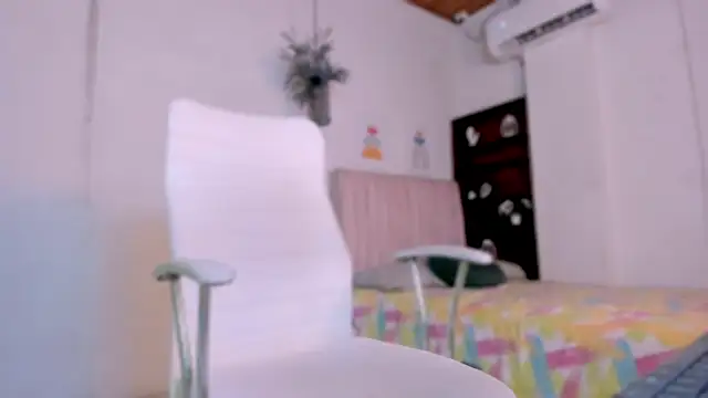 madyson 20 online show from August 6, 9:55 pm