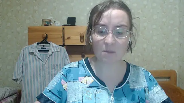 Smart Rose online show from March 12, 2:25 am