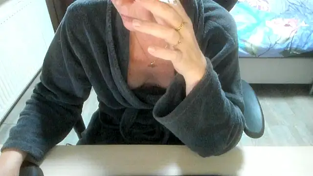 minoesje37 online show from November 29, 9:19 pm