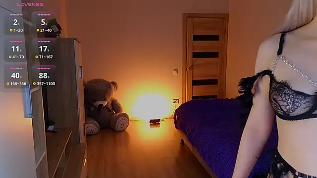 MilanaOmg online show from April 29, 7:41 pm