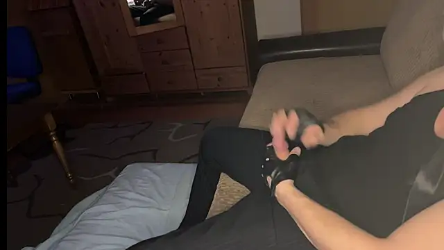 diablocuple online show from December 19, 8:34 pm