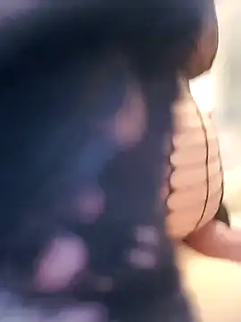 lucillabollente online show from February 7, 7:12 am