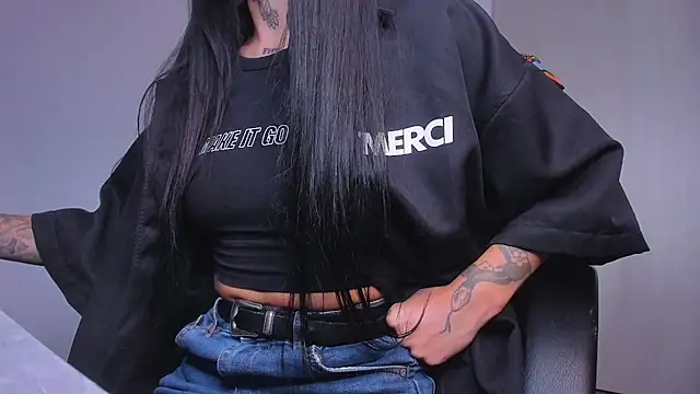 Lisegg  online show from October 7, 2:21 pm