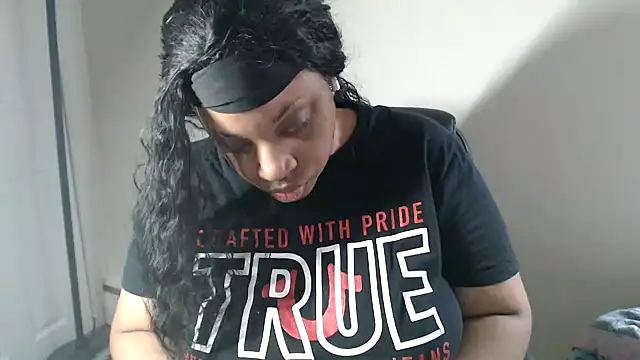 Sexymona1218 online show from April 2, 3:09 pm