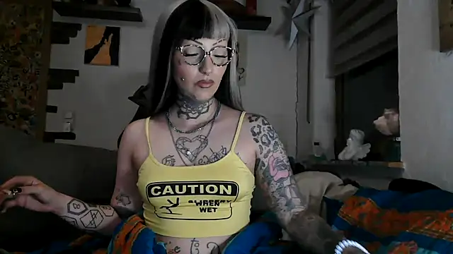 RoxxyInk online show from June 7, 10:38 pm