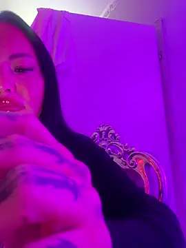  MelinaCurves  online show from November 28, 10:35 pm