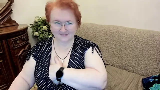 leiamillersonn online show from November 17, 7:03 pm