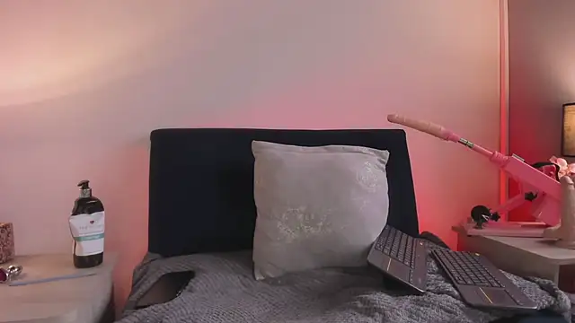 melani xc online show from February 24, 5:44 pm