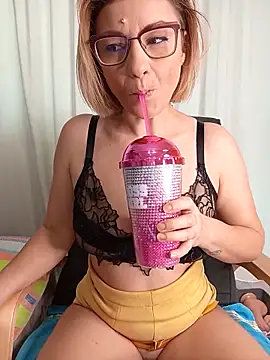 Aniria online show from October 22, 5:45 am