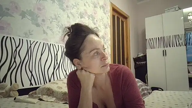 LindaStarS online show from April 11, 5:05 pm