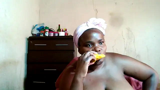 sexybigboobz online show from November 21, 11:34 am