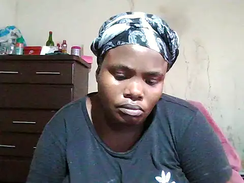 sexybigboobz online show from December 19, 3:26 pm