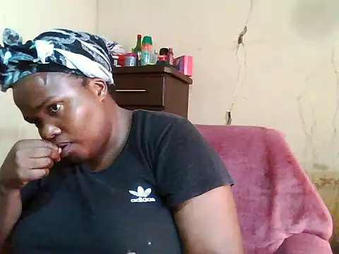 sexybigboobz online show from January 15, 8:42 am