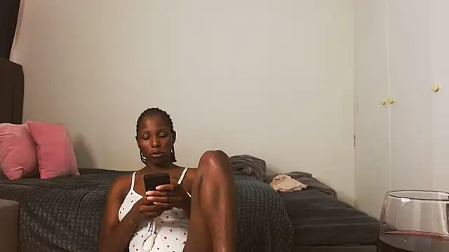 SoftRosee online show from November 8, 3:00 am