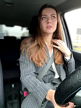 MariiD online show from October 28, 8:31 am