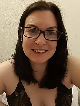 DesreRose online show from June 29, 10:31 pm